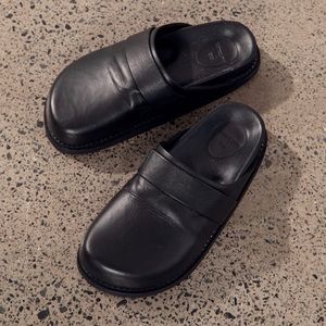 The Bali Tailor Luca Mens slides